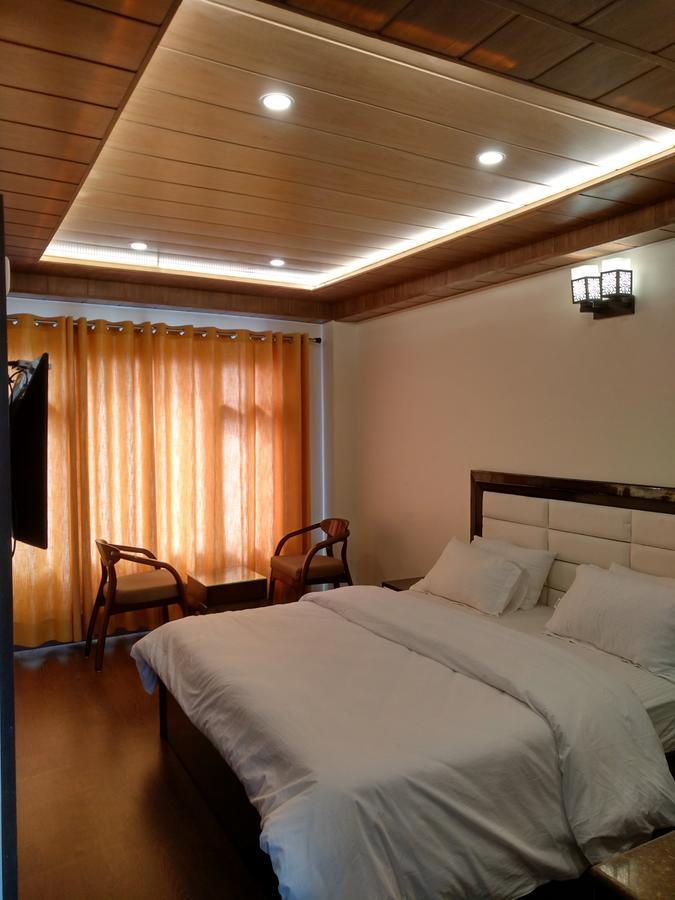 Dusk N Dawn Hotel Shimla Exterior photo